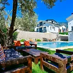 Karya Luxury - With Private Pool For 6 People In Hisaroenue * Fethiye