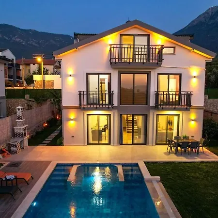 Karya Luxury - With Private Pool For 6 People In Hisaroenue Vilă *