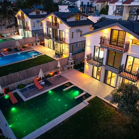 Karya Luxury - With Private Pool For 6 People In Hisaroenue Vilă *