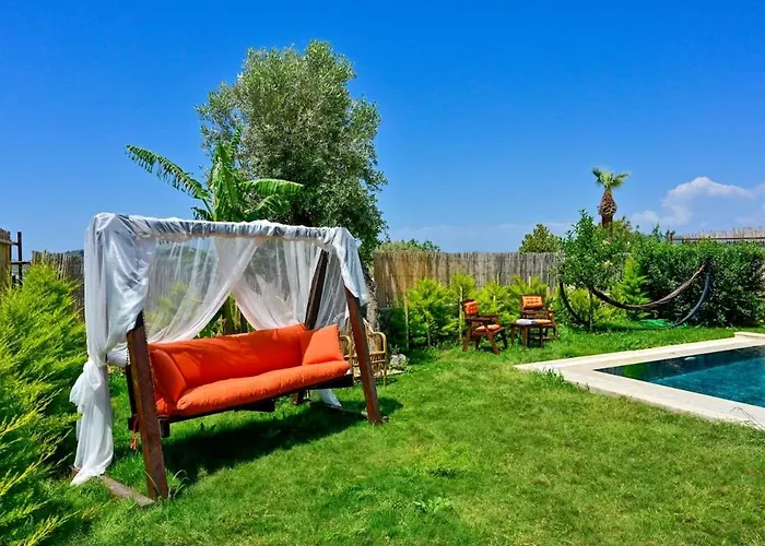 Karya Luxury - With Private Pool For 6 People In Hisaroenue Villa *